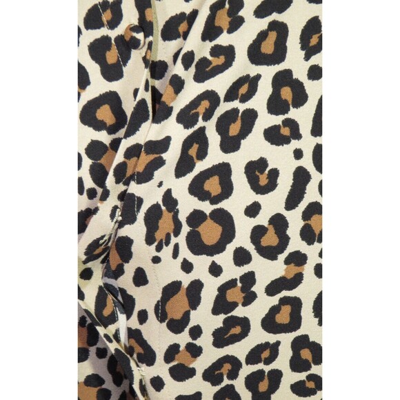 Ava + Viv Women's Leopard Print Short Sleeve Back Button Detail Blouse Plus 1X - Picture 7 of 11